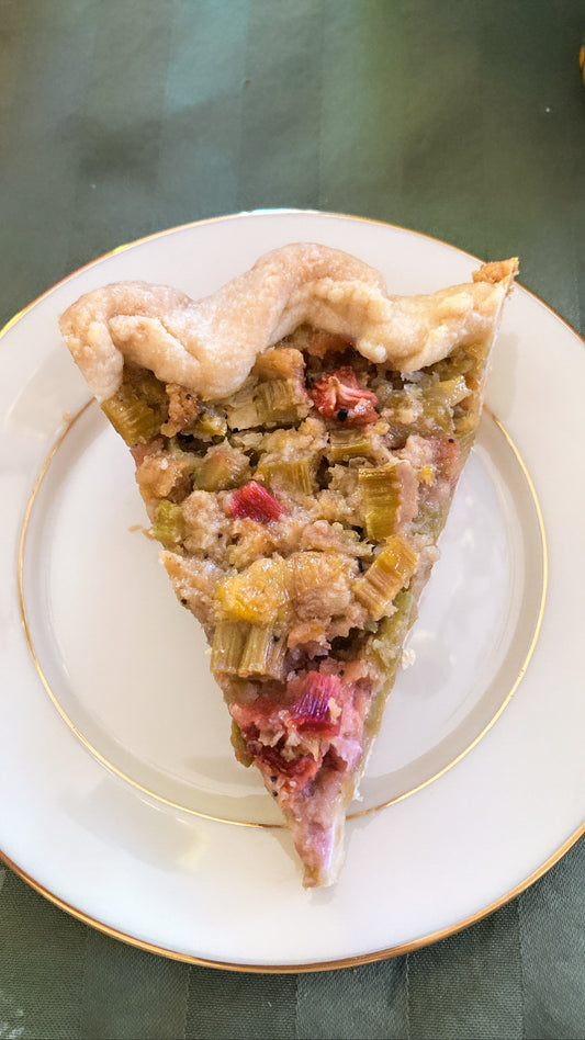 Grandma's Strawberry Rhubarb Pie